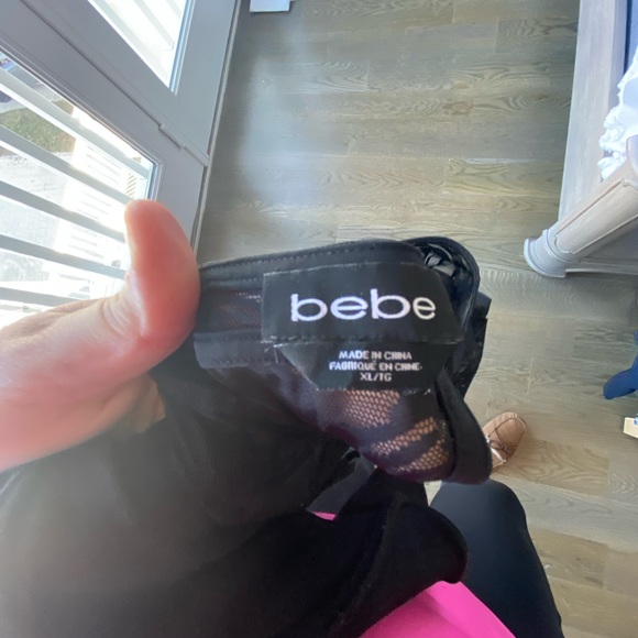 Black lace BCBG dress with detached bra - Picture 5 of 5